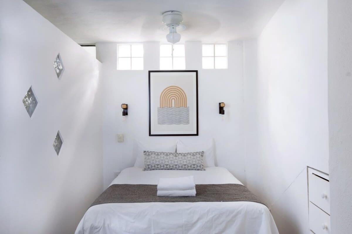 1 Bedroom Unit B - One Block Away From The Apartment Puerto Vallarta